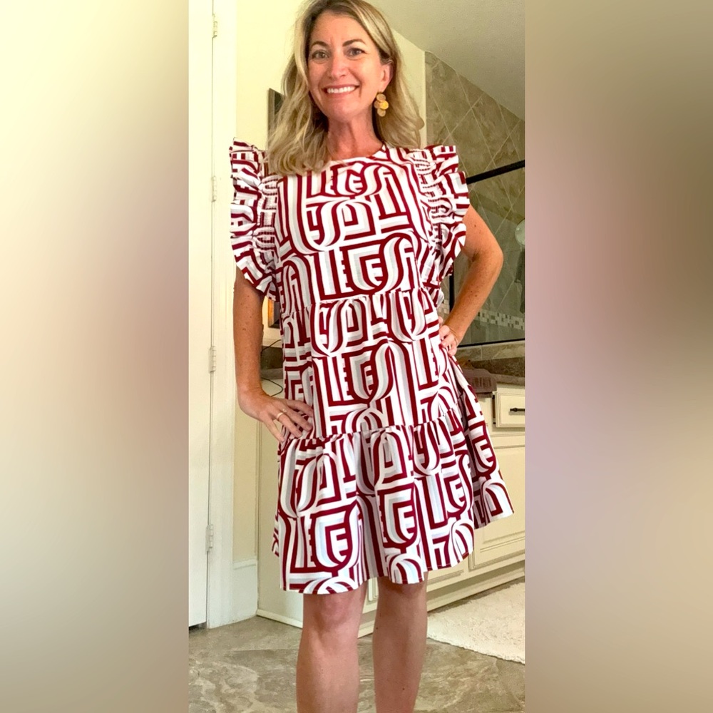 Maroon and White Mini Dress. Perfect with sneakers or boots. Worn once